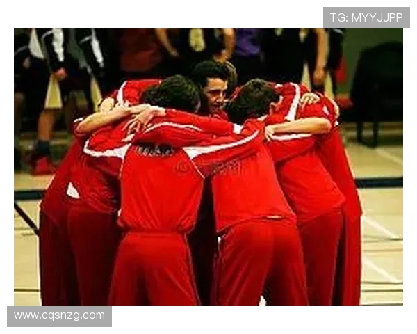 广州篮球队团队协作深度解析及其与其他球队的对比研究